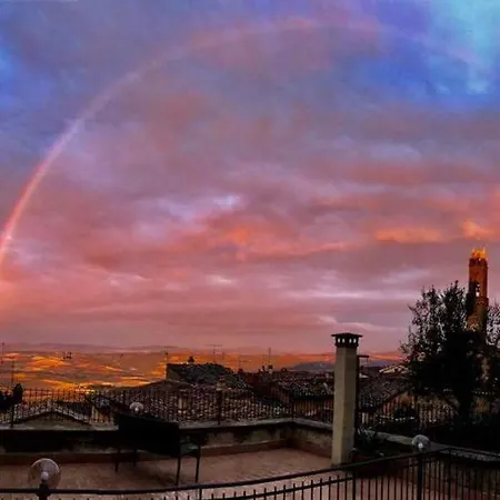 Apartment Montalcino...il Suo Panorama...le Sue Emozioni...