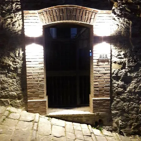 Montalcino...il Suo Panorama...le Sue Emozioni...